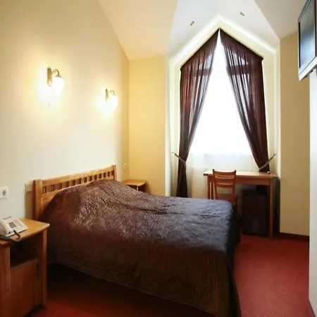 Riverside 3*