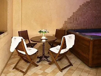 Готель Riverside 3*